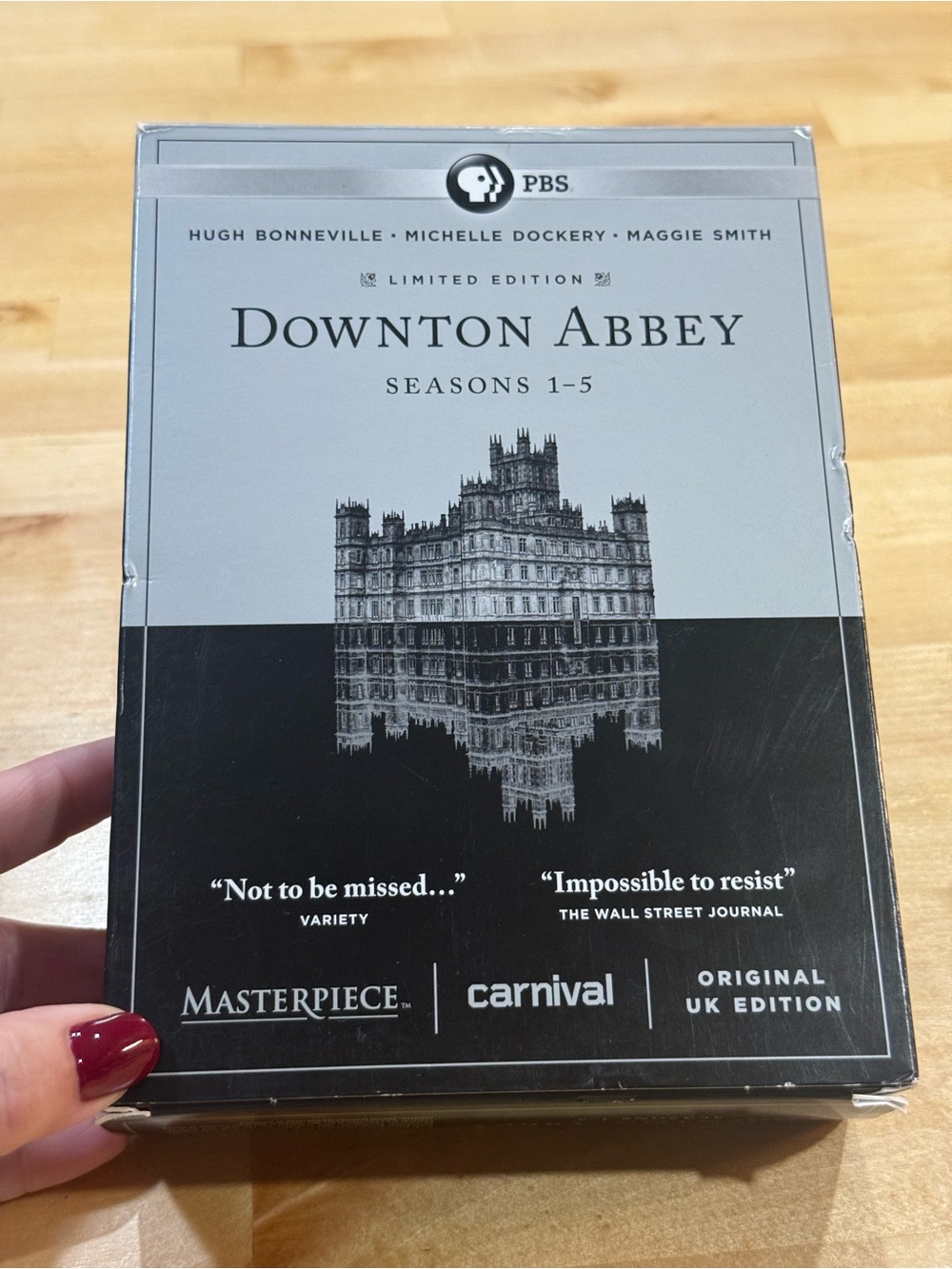 Downton Abbey Seasons 1-5 Limited Edition - Black & Gray